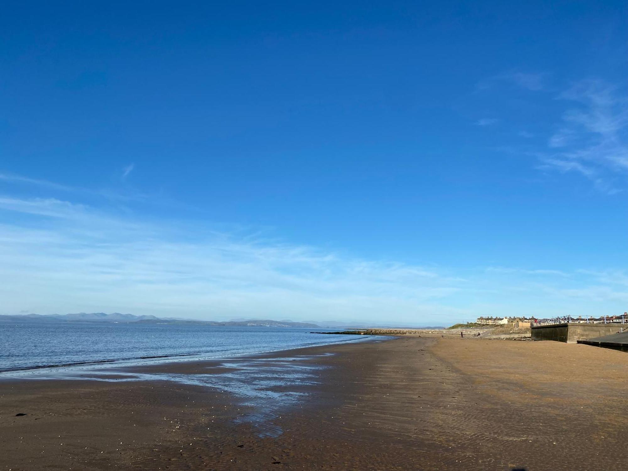 Stylish Apartments Near The Sea Front At Morecambe Heysham Exterior photo