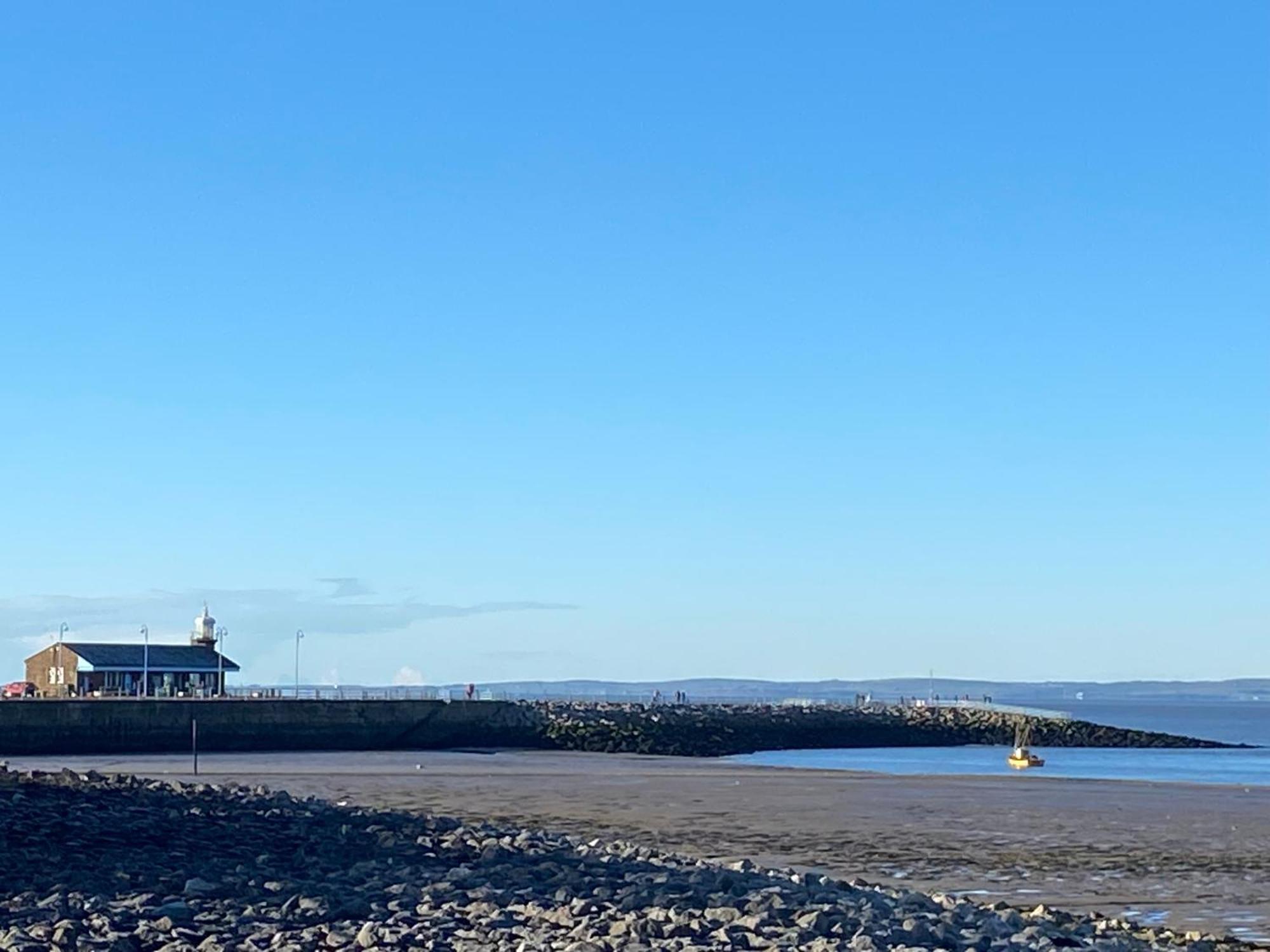 Stylish Apartments Near The Sea Front At Morecambe Heysham Exterior photo